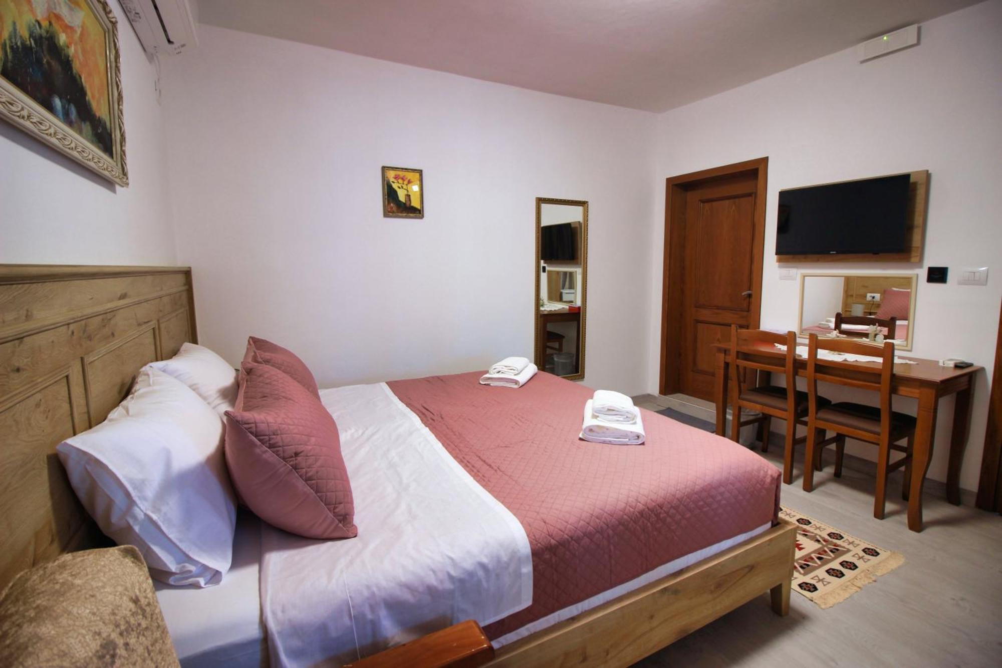 Gjirokastër Emblematic House Apartment 4 מראה חיצוני תמונה