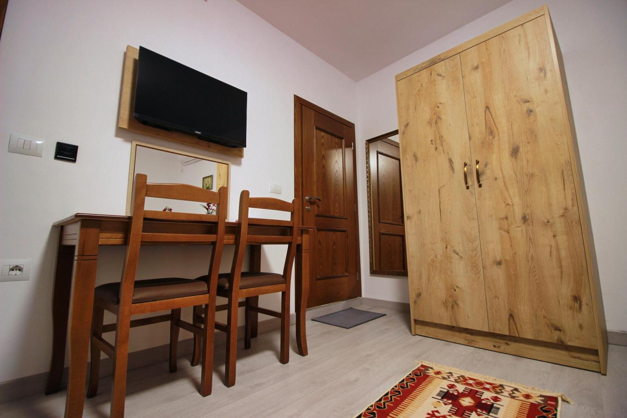 Gjirokastër Emblematic House Apartment 4 מראה חיצוני תמונה